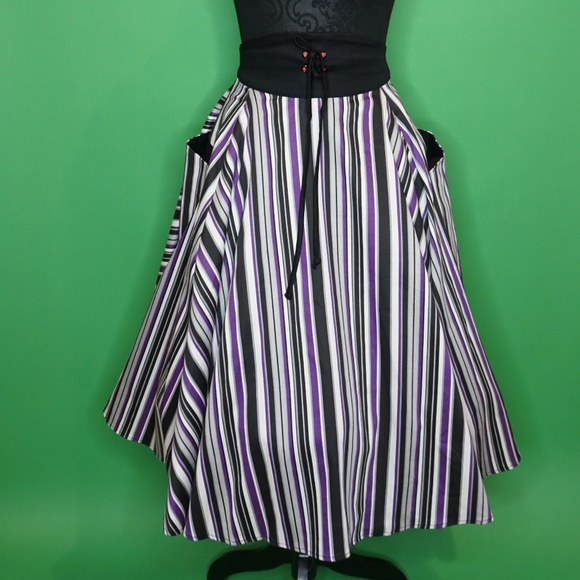 Pinup Couture Dresses & Skirts - SALE⭐️NWT Pinup Girl Solstice Strip Corset Skirt